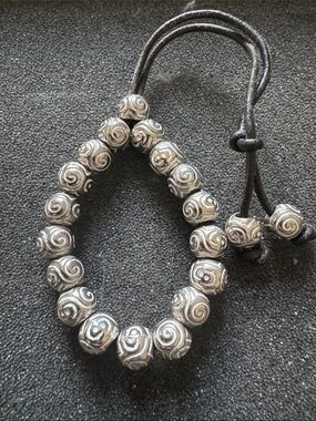 Adjustable Silver Spiral Bead Bracelet for Women